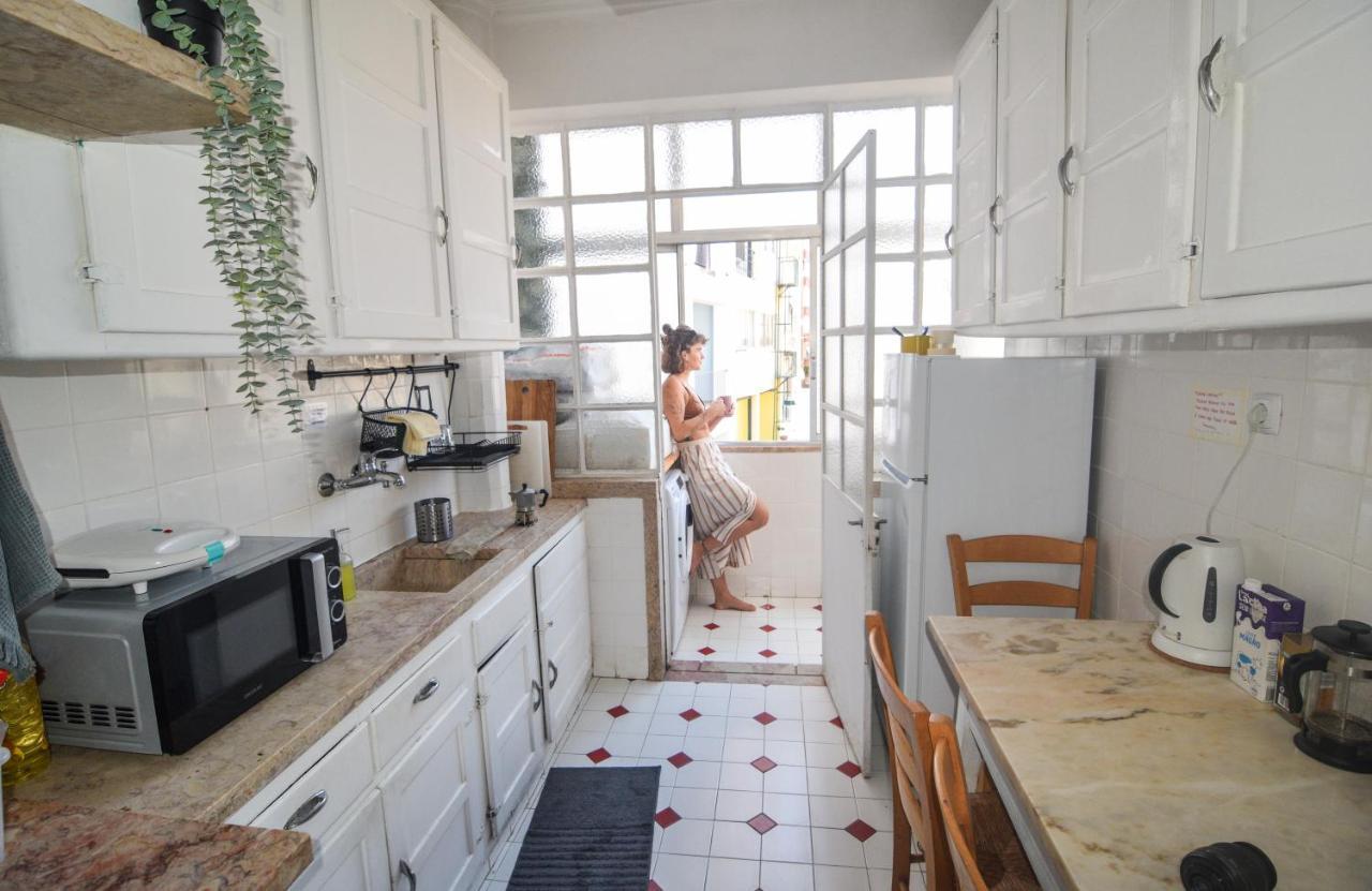 Maria Shared Apartment In Central Lissabon Exterior foto