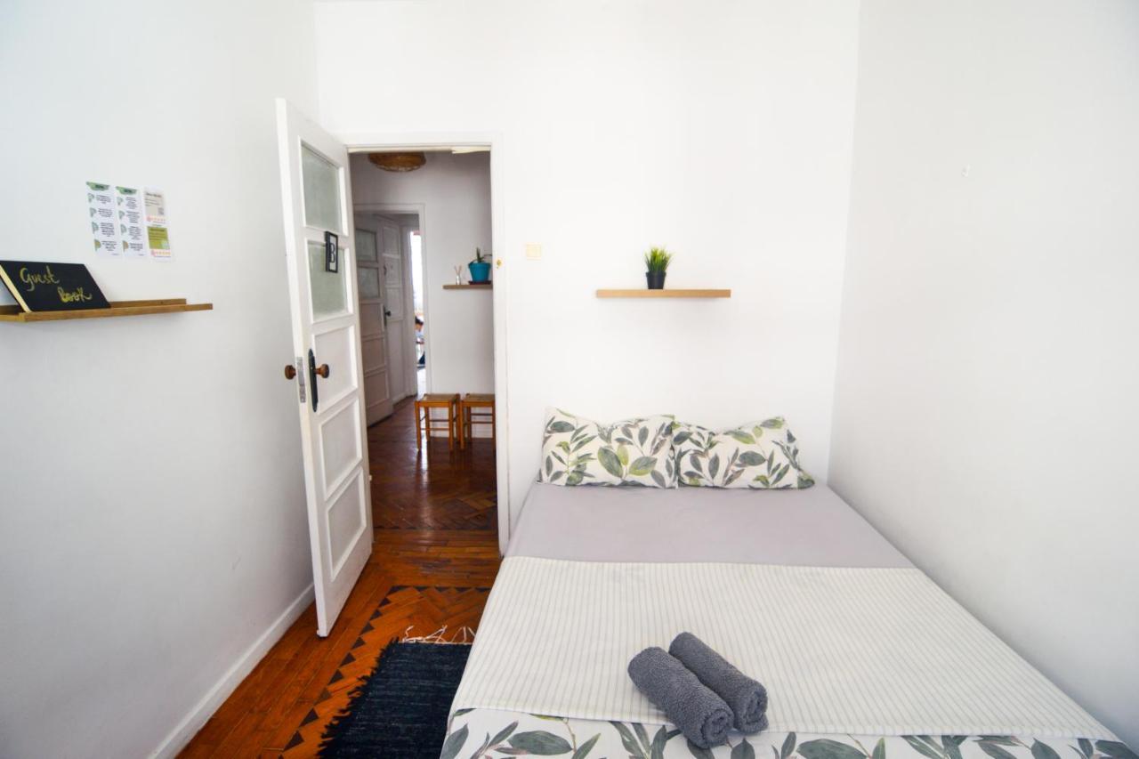 Maria Shared Apartment In Central Lissabon Exterior foto
